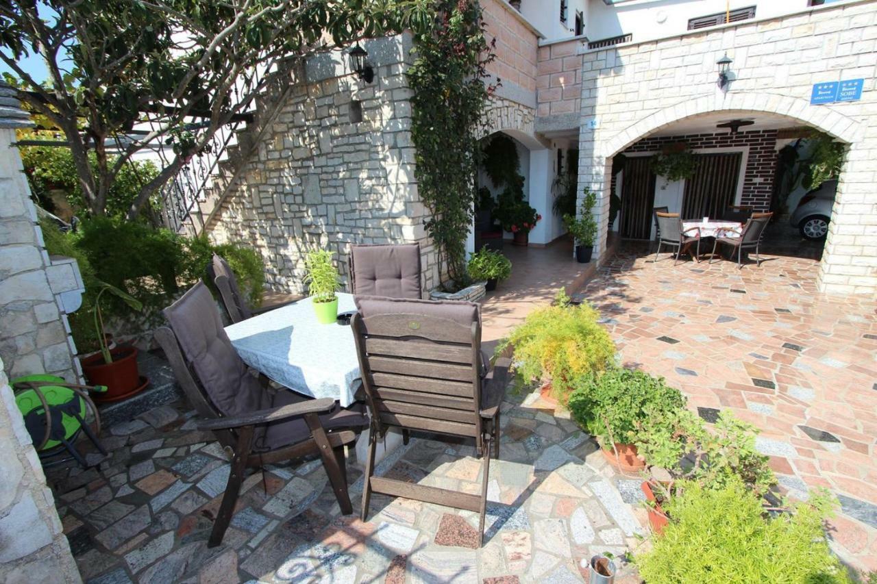 Guest House Rexa Rovinj Eksteriør billede